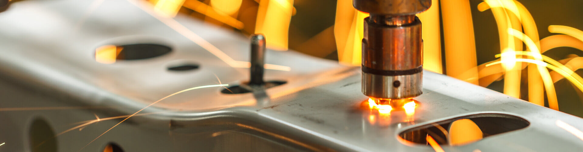 Welding machince cutting through metal-header-1-79.jpeg